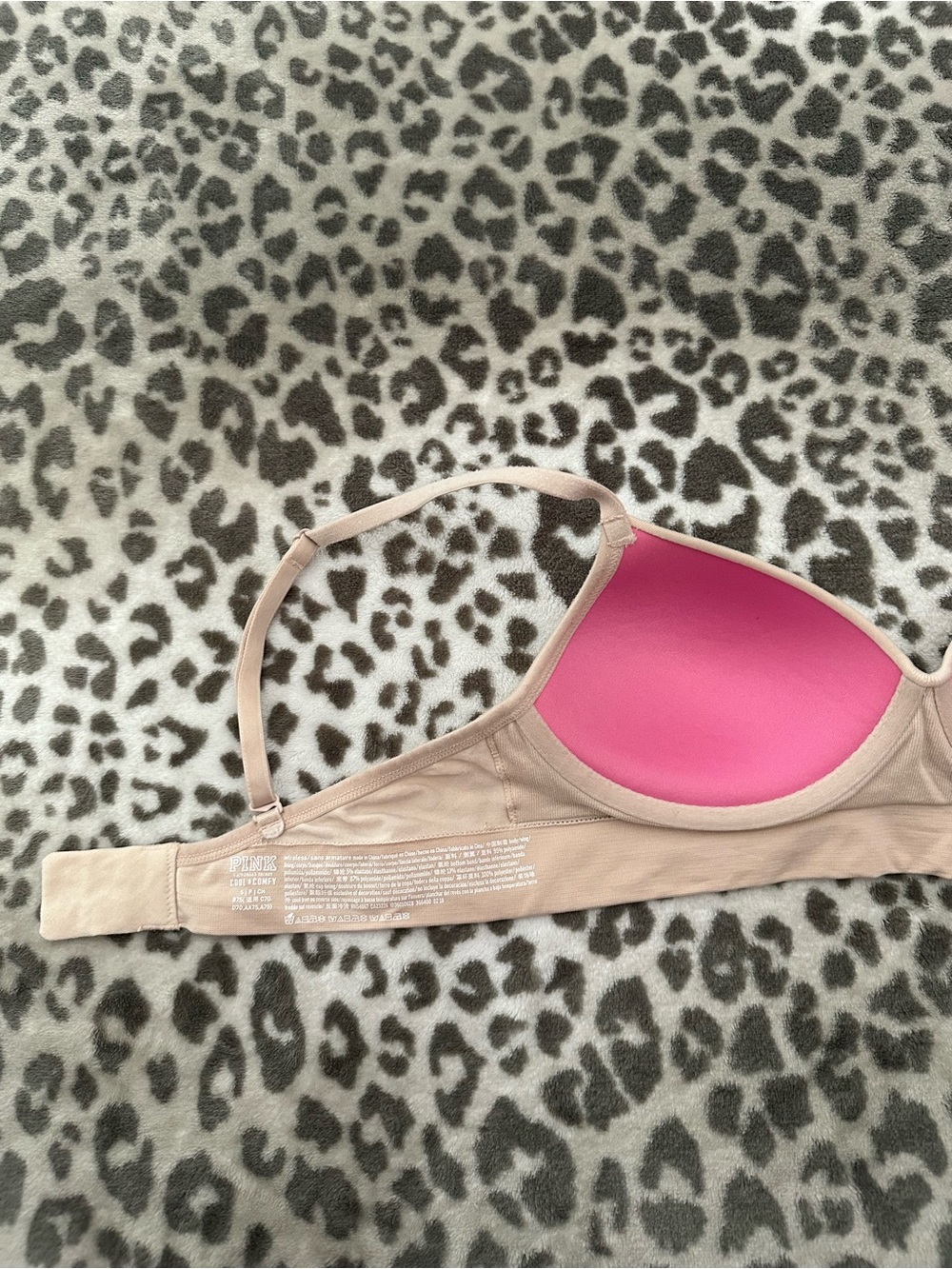 PINK Victoria’s Secret Cool & Comfy Wireless Bra in Marzipan Small - Picture 6 of 15